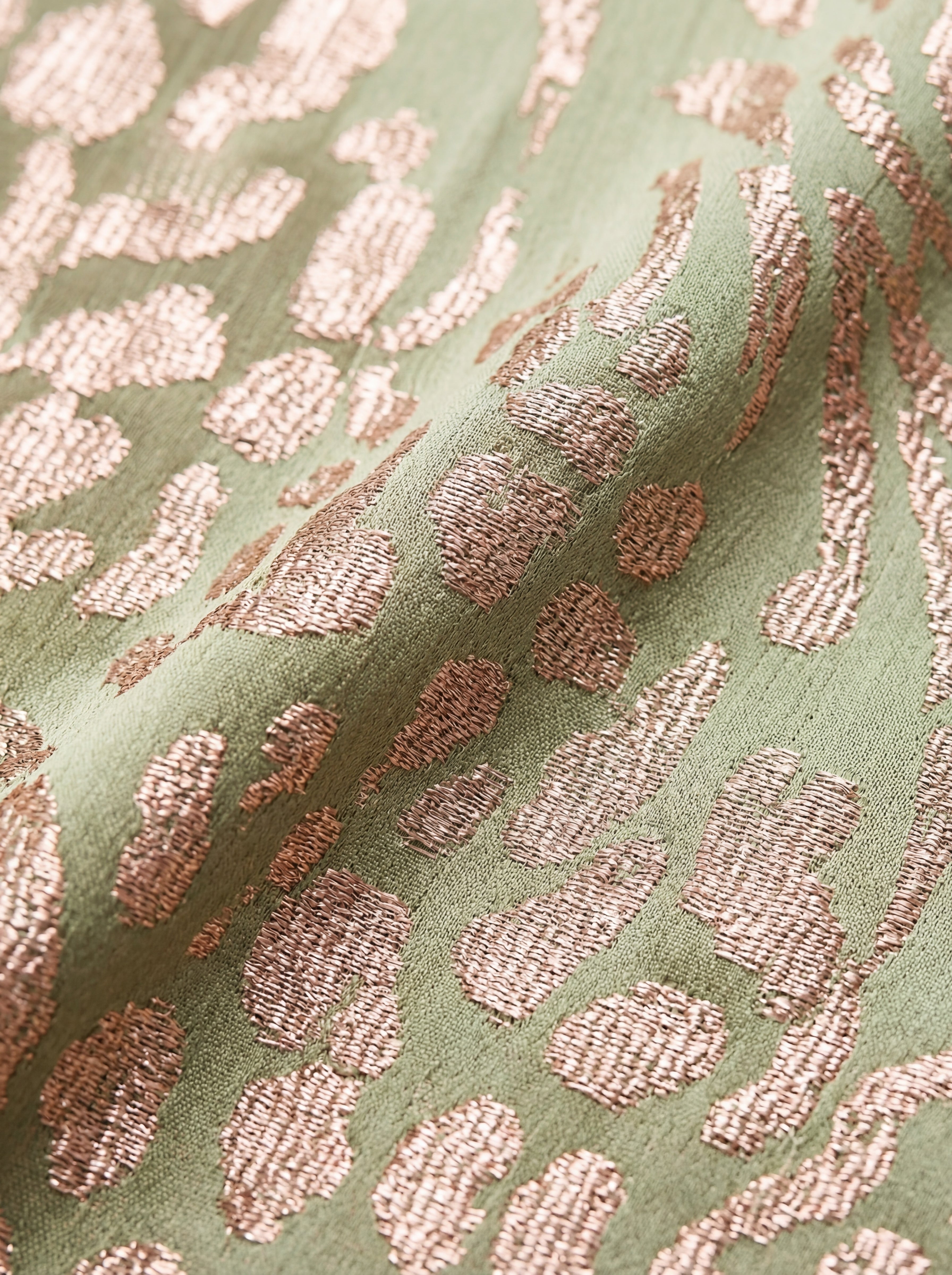 Calandra™ | El vestido que realza tu elegancia sin esfuerzo