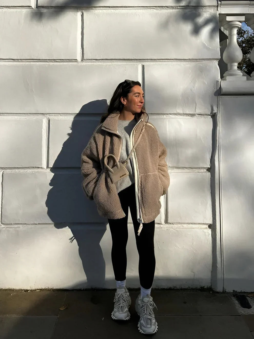 Nevia™ – Chaqueta de Invierno Cálida y Suave
