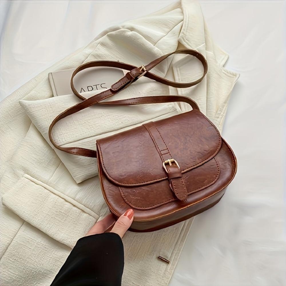 Evelyn | Bolso de hombro clásico en forma de silla