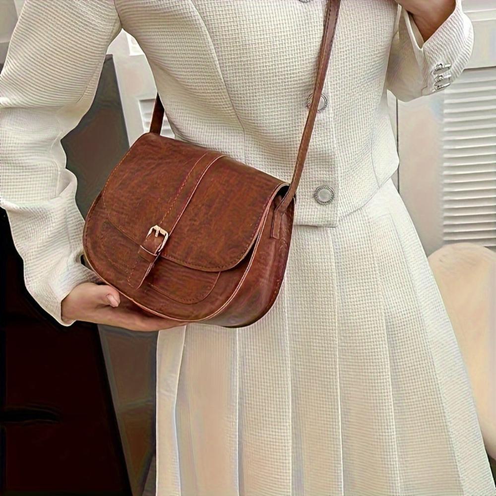 Evelyn | Bolso de hombro clásico en forma de silla