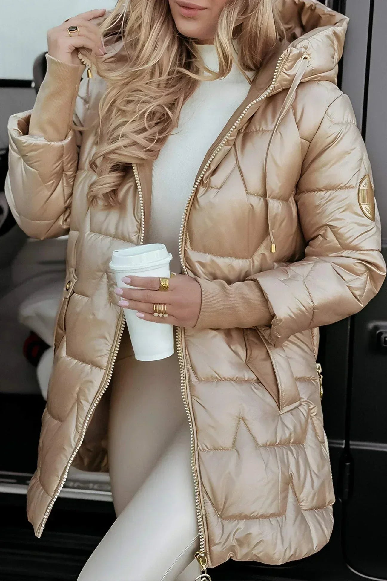 Elara™ – Chaqueta Larga de Invierno con Capucha