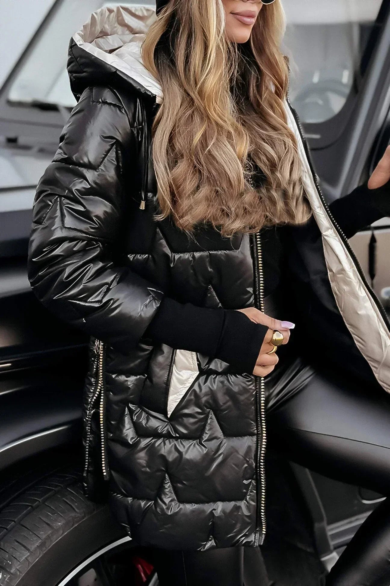 Elara™ – Chaqueta Larga de Invierno con Capucha